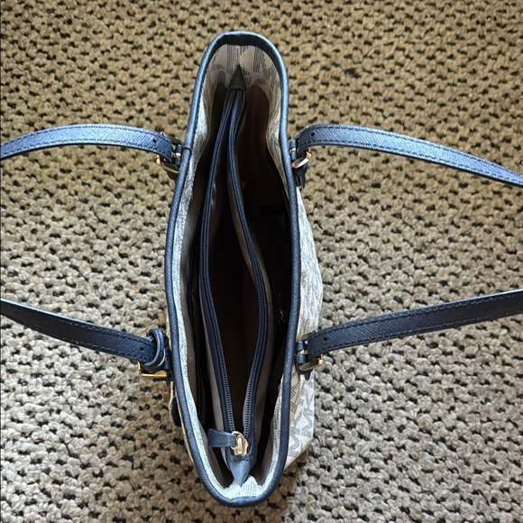 Michael Kors Black and Cream Tote Bag - Picture 3 of 3